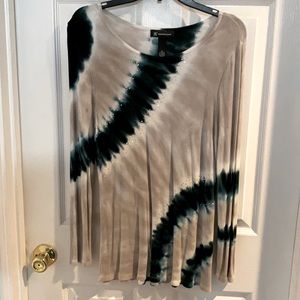INC women’s long sleeve